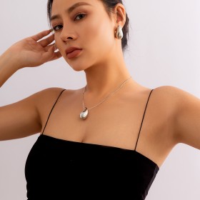 Simple water drop hanging style punk glossy exaggerated tear drop necklace